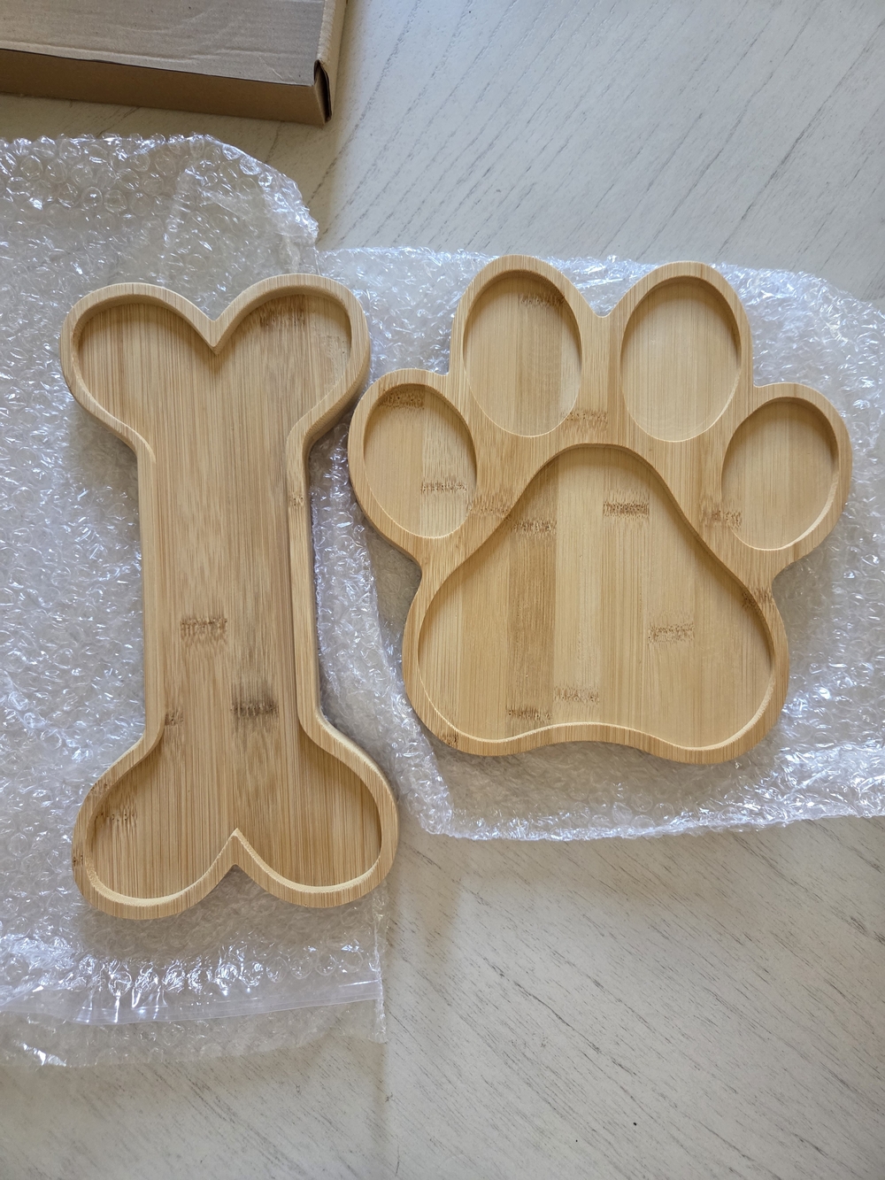 Sintuff 2 Pcs Bone Paw Shaped Charcuterie Board